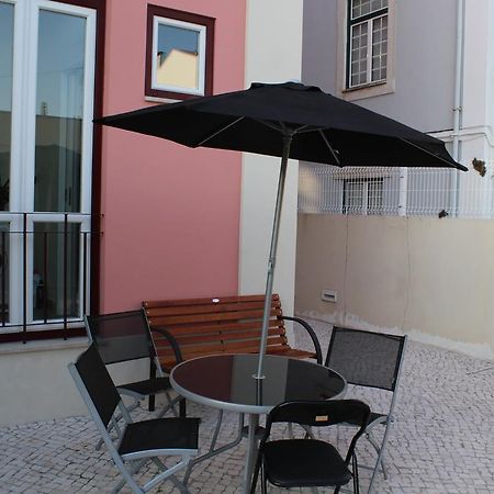 Pink House Hotel Coimbra Zewnętrze zdjęcie